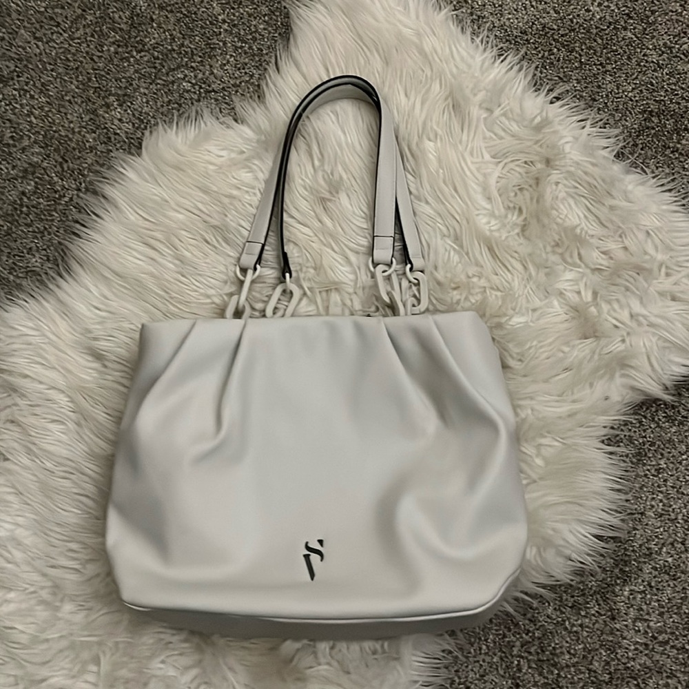 Vera Wang